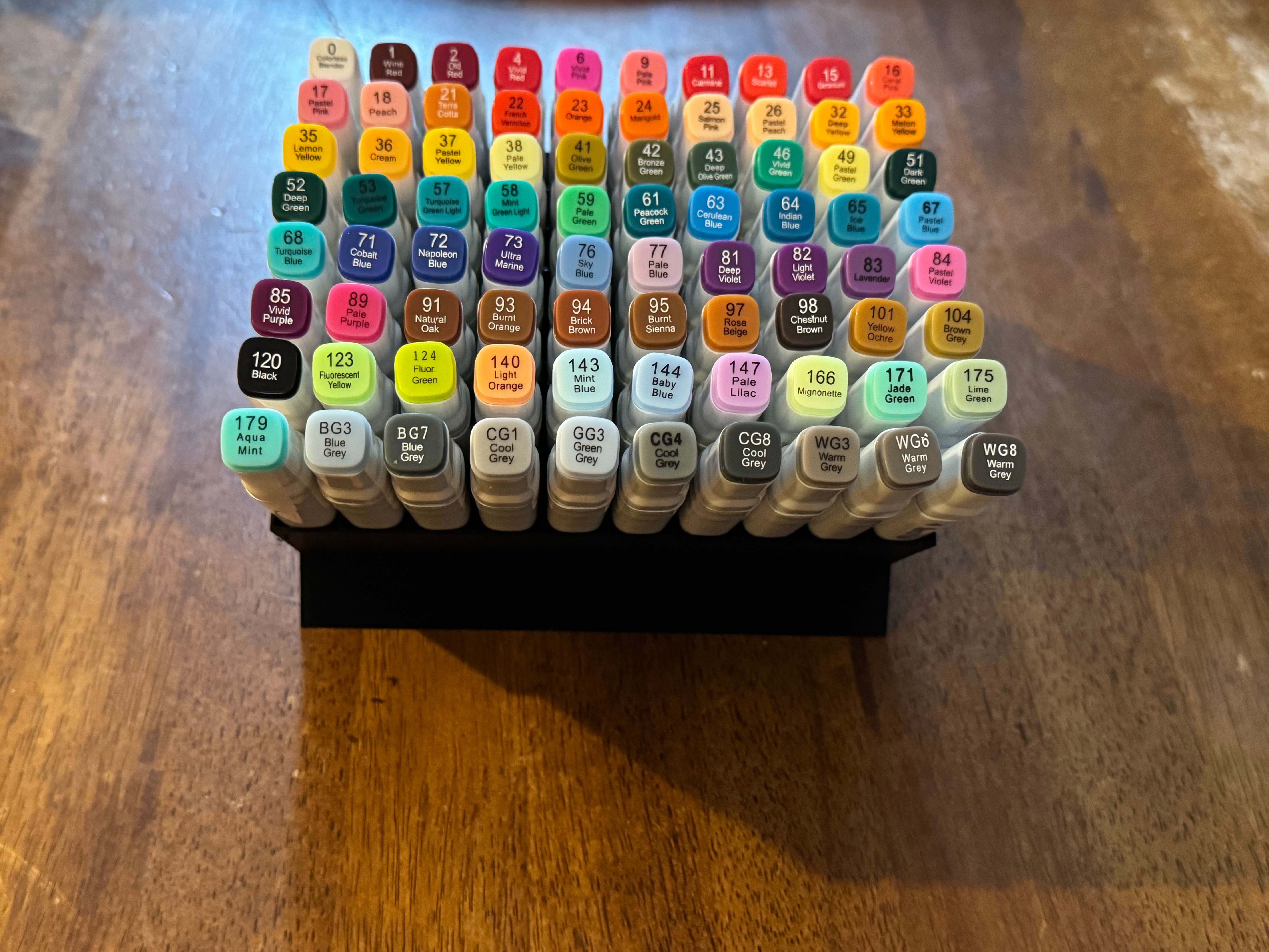 cosplay mask STL-wearable mask 3D print_desktop holder 