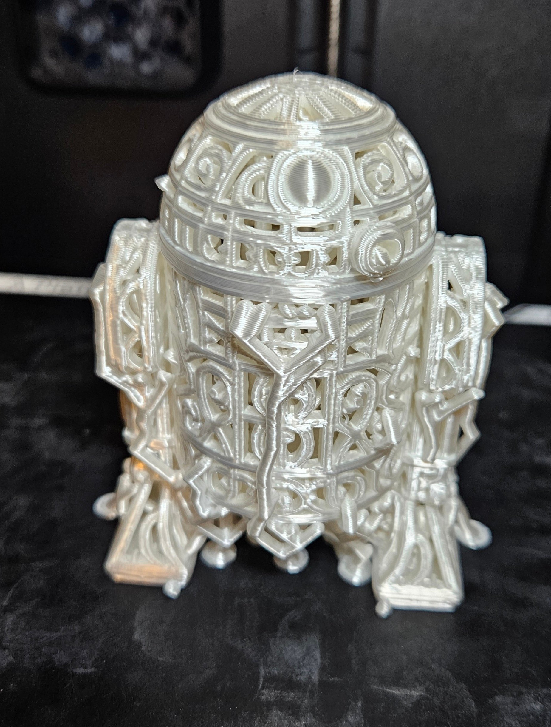 artistic statue STL-digital art figurines_R2-D2 Filigree