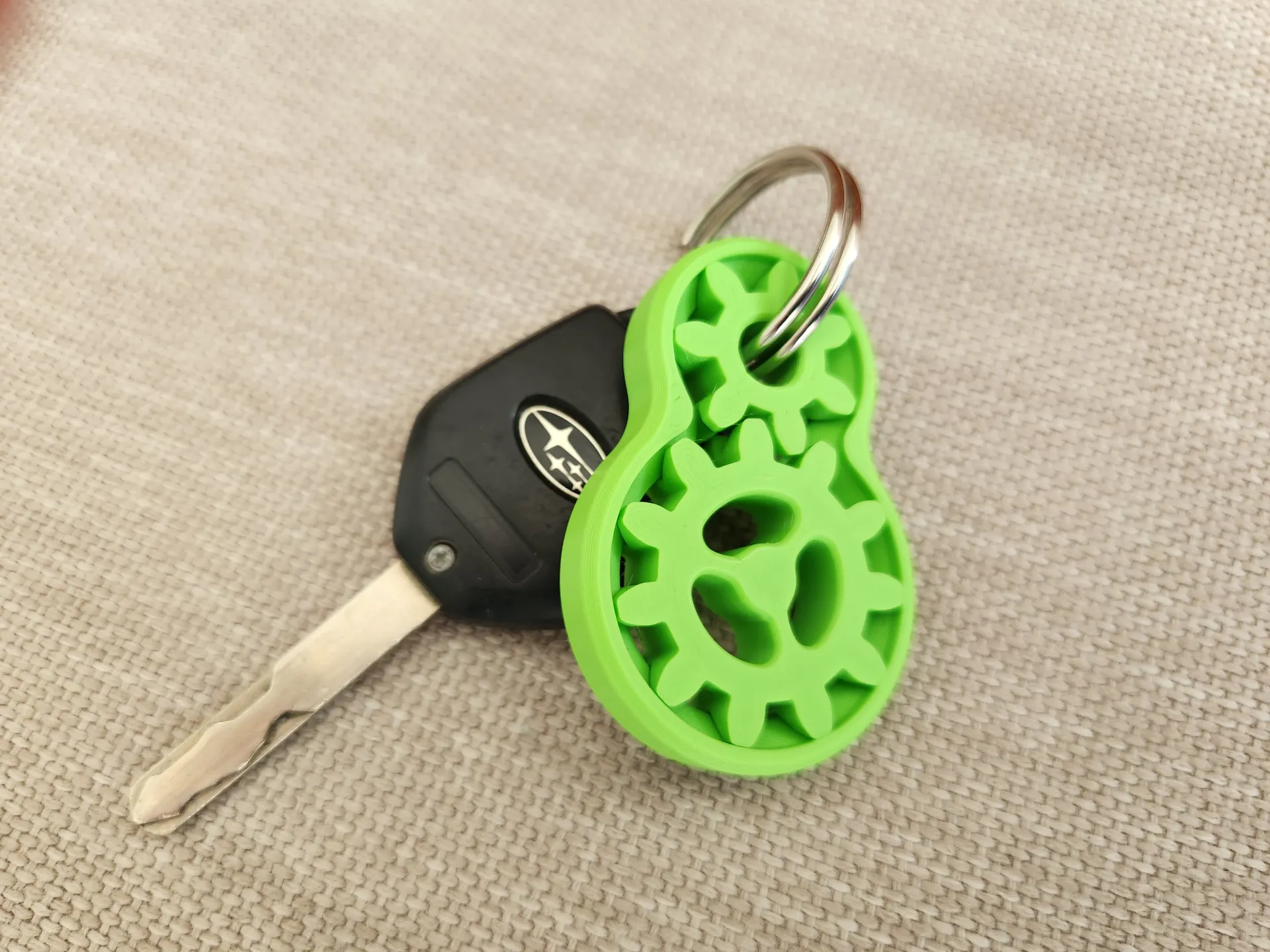 custom automotive 3D models-3D printable vehicle accessories_Gear Fidget Keychain Tag