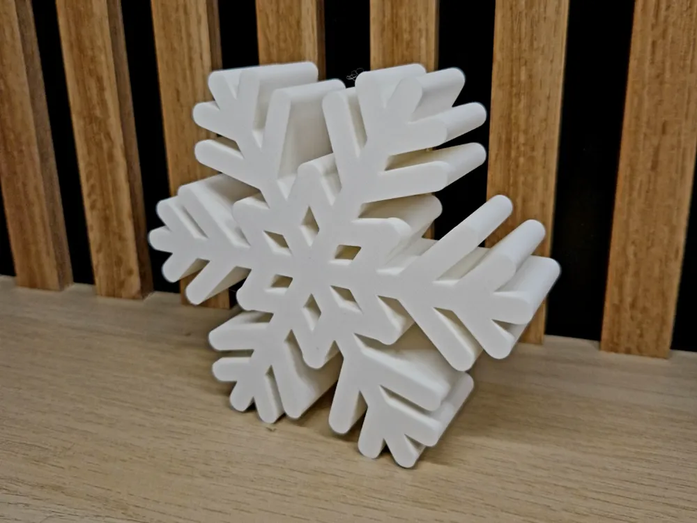 wearable gadgets STL-fantasy costume parts_decorative snowflake