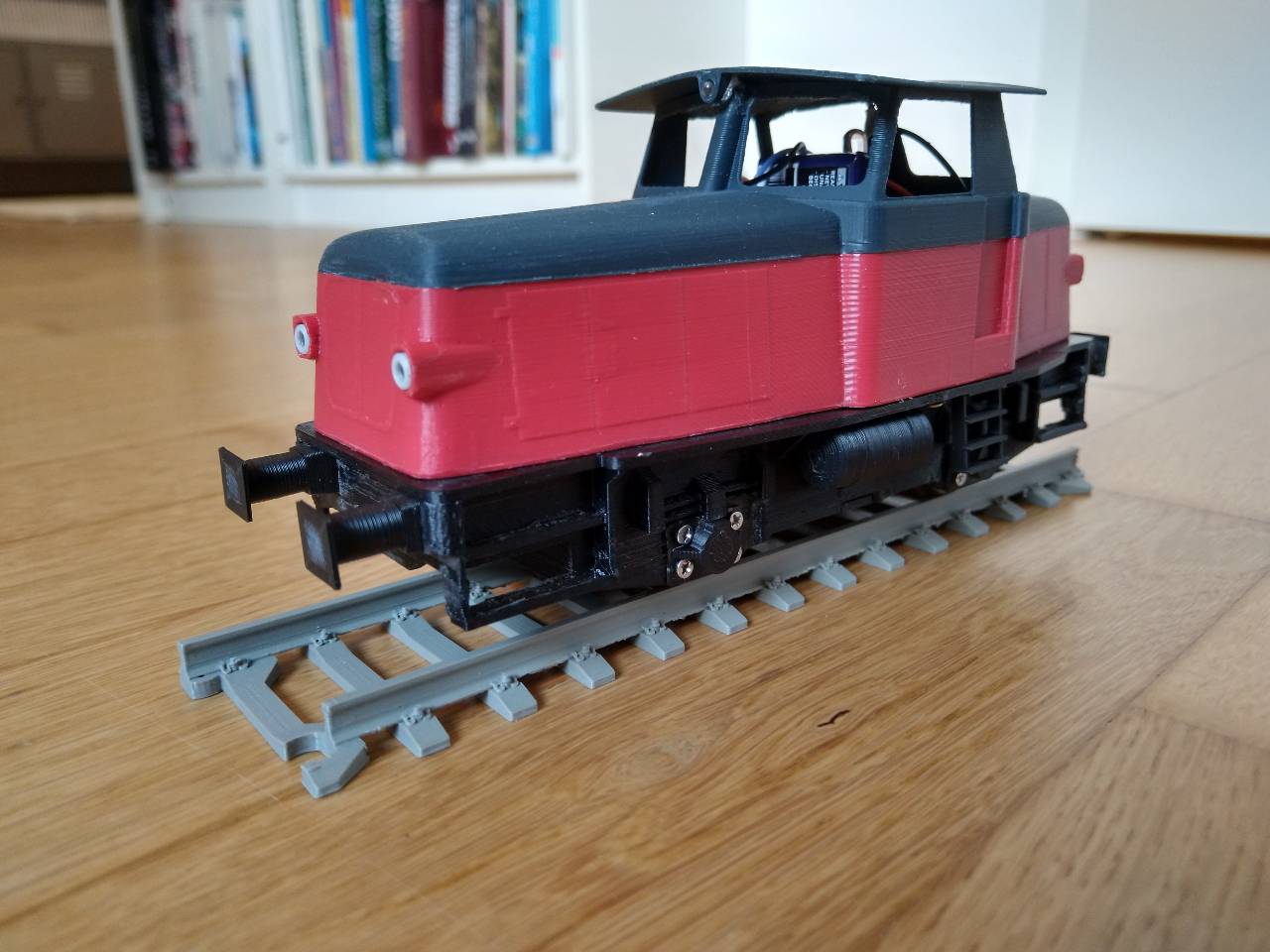 everyday 3D models-desktop gadget STL_Z70 Locomotive – 3D Printable Model Train