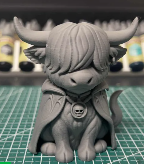superhero STL files-collectible 3D figurines_Cloaked Highland Bull