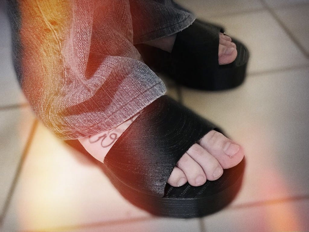 replica prop STL-3D printable cosplay weapons_Classic Platform Sandals