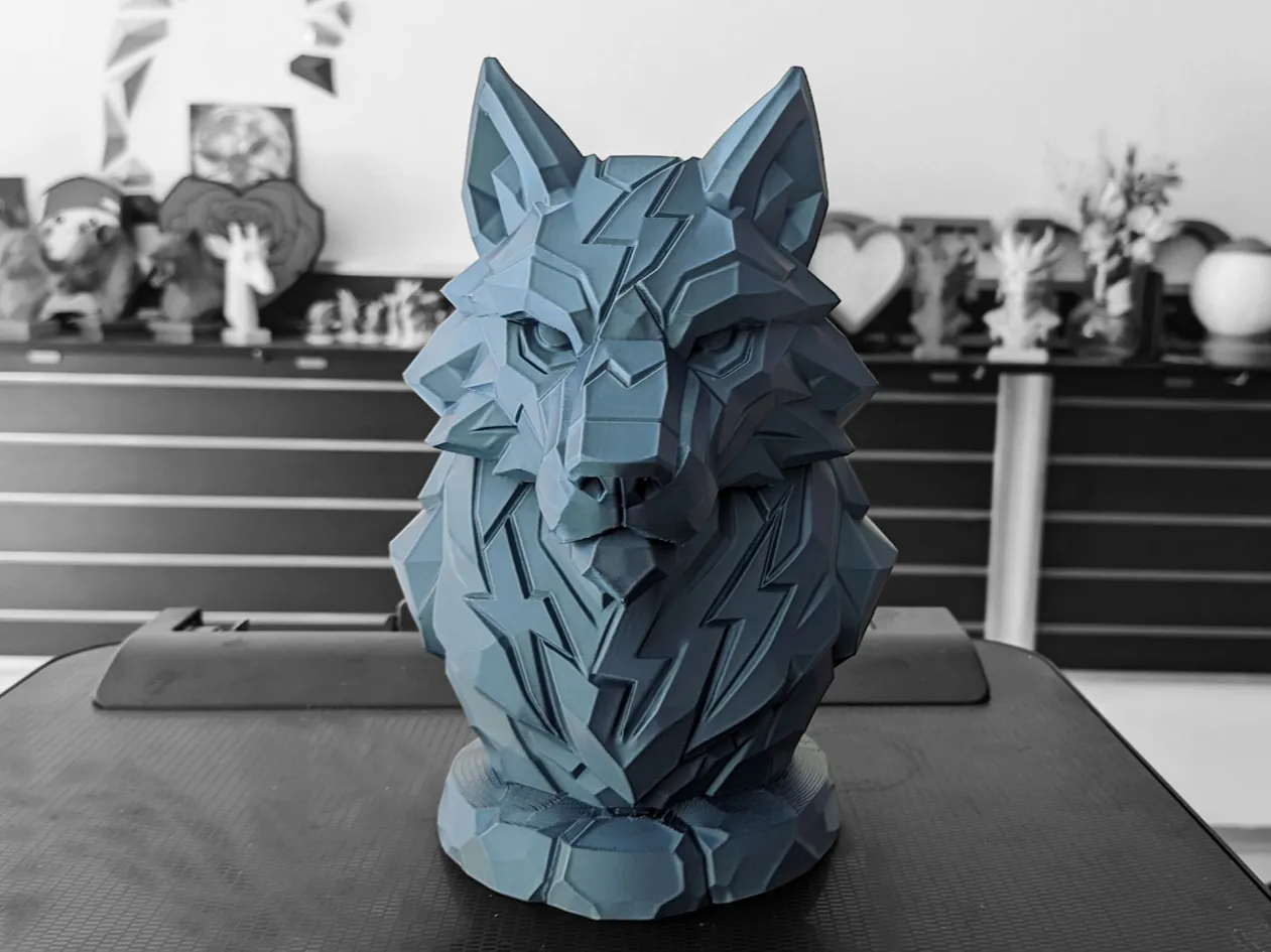 wearable gadgets STL-fantasy costume parts_Zephyron – The Stormfang Wolf