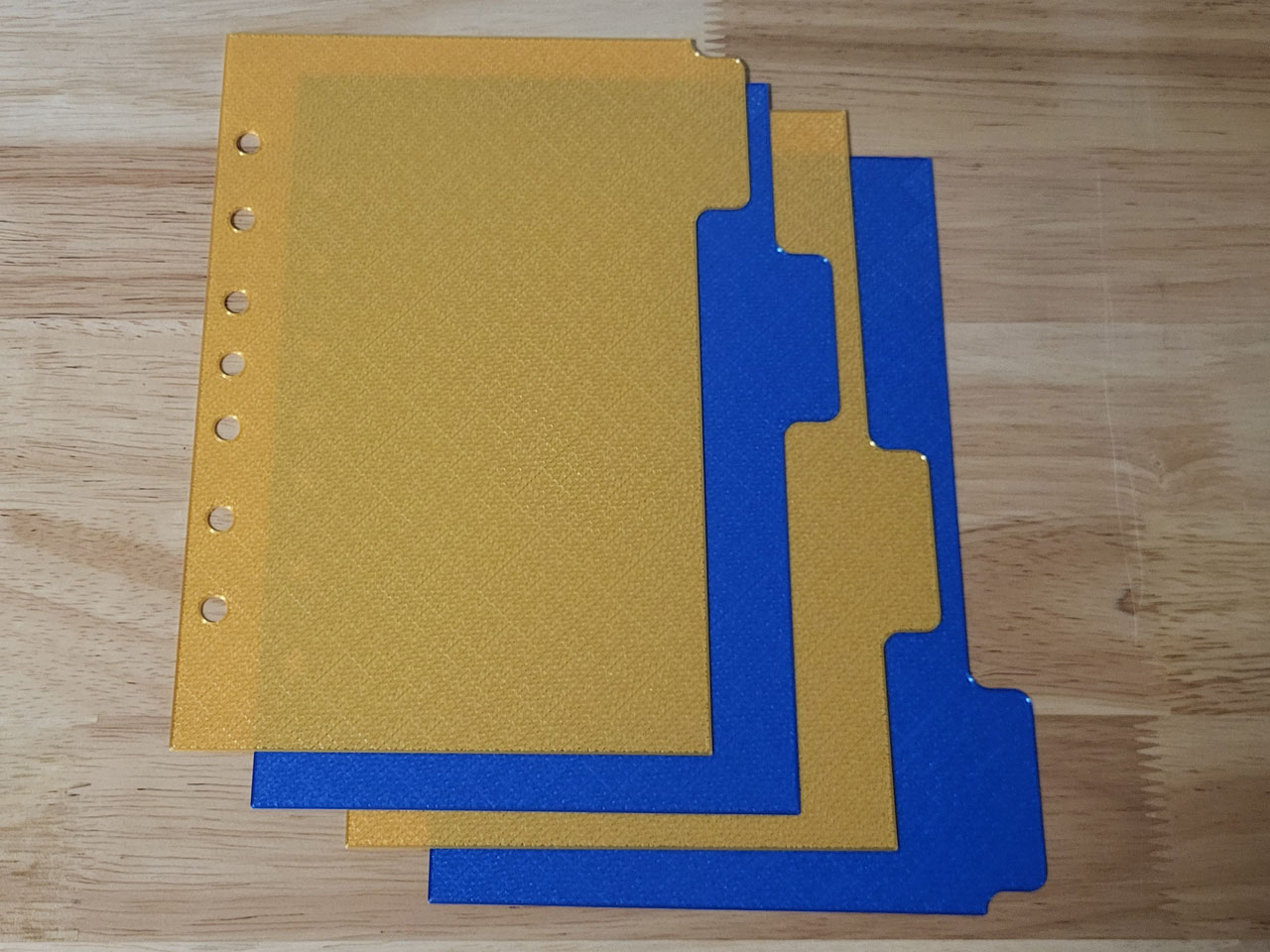 everyday 3D models-desktop gadget STL_Half Letter Binder Dividers – 3D Printable Station