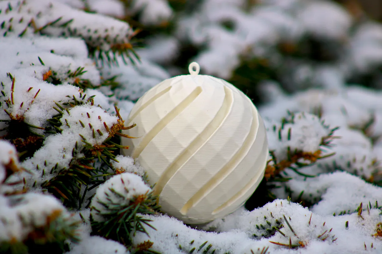 custom logo STL-embossed 3D sign designs_[4 MODELS] Christmas Balls Decorations 2025