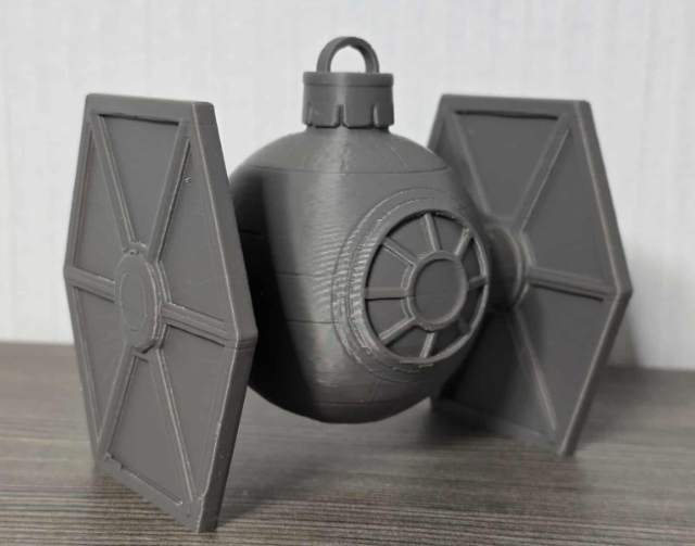 superhero STL files-collectible 3D figurines_Tie Fighter Christmas Bauble 