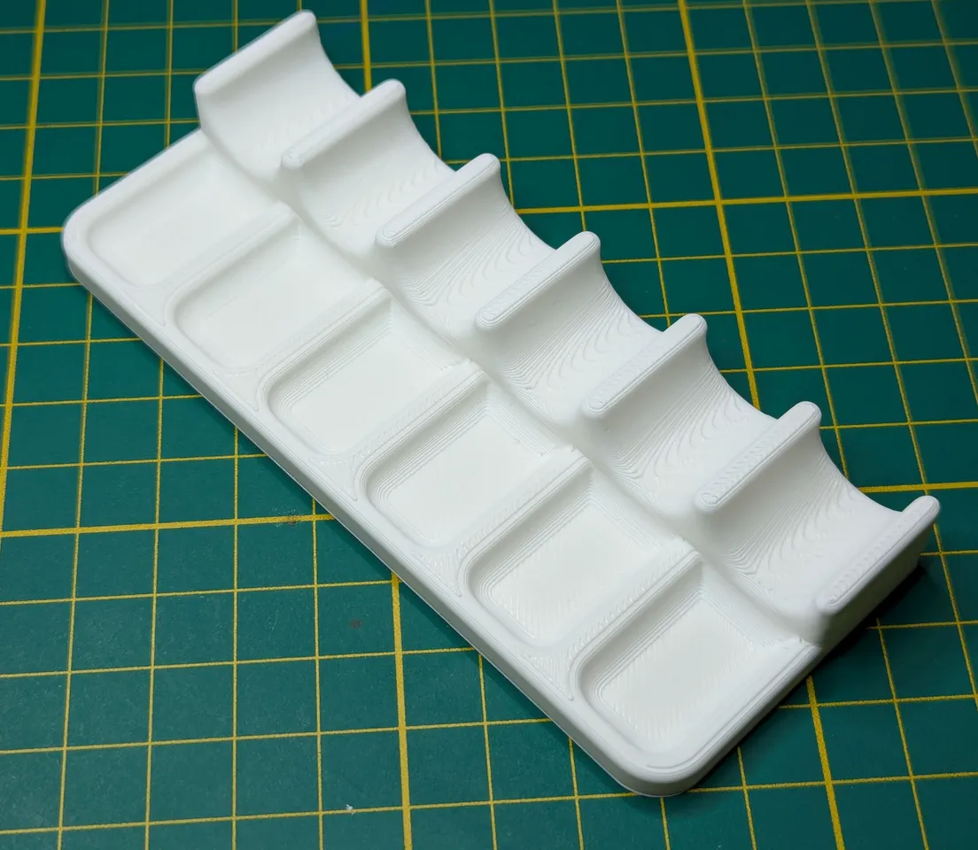 replica prop STL-3D printable cosplay weapons_Brush holder