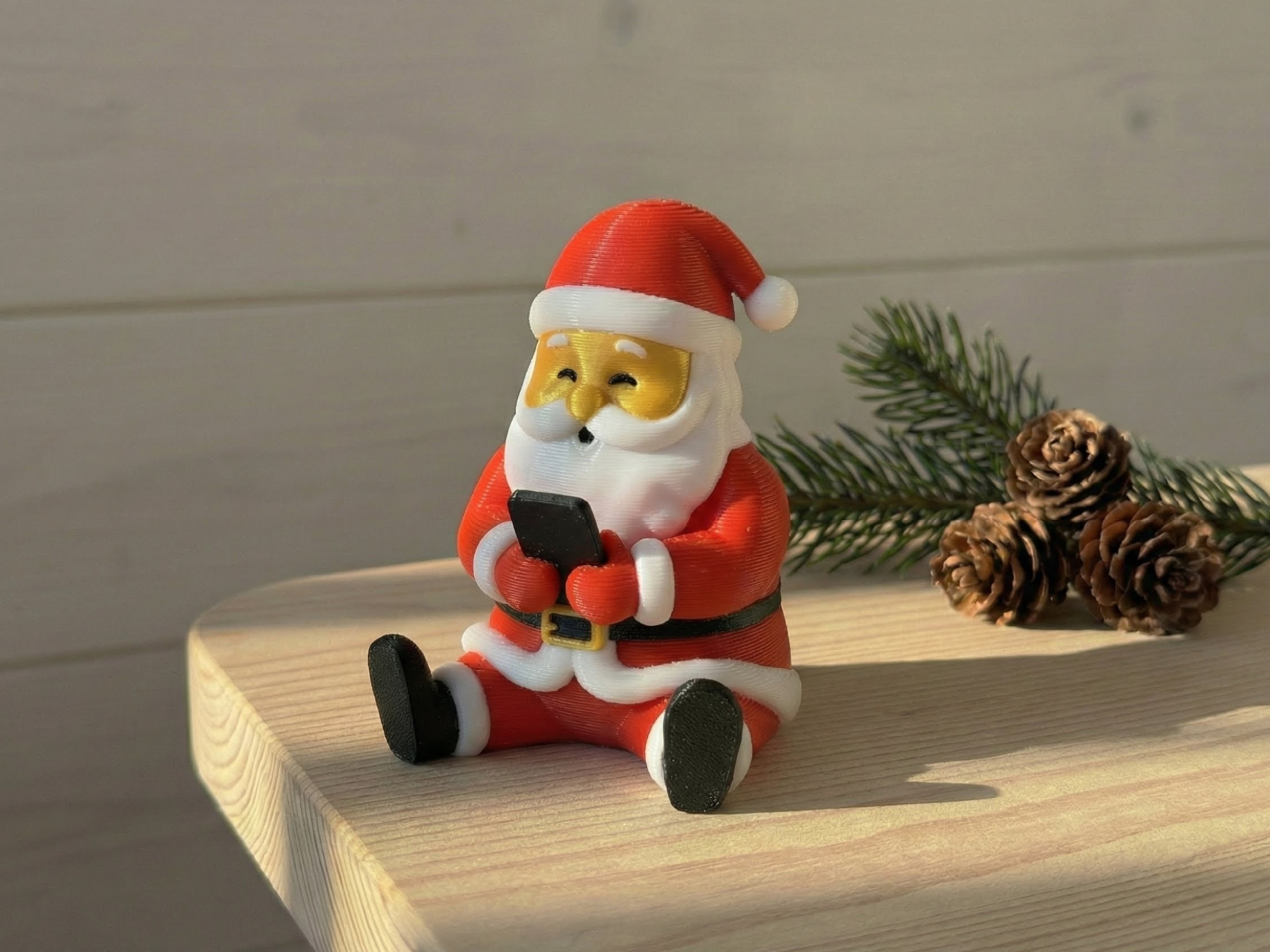 superhero STL files-collectible 3D figurines_🎅 Santa Claus with a Smartphone - Christmas Speci