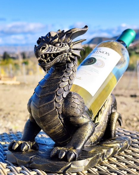 artistic statue STL-digital art figurines_Dragon Wine Holder