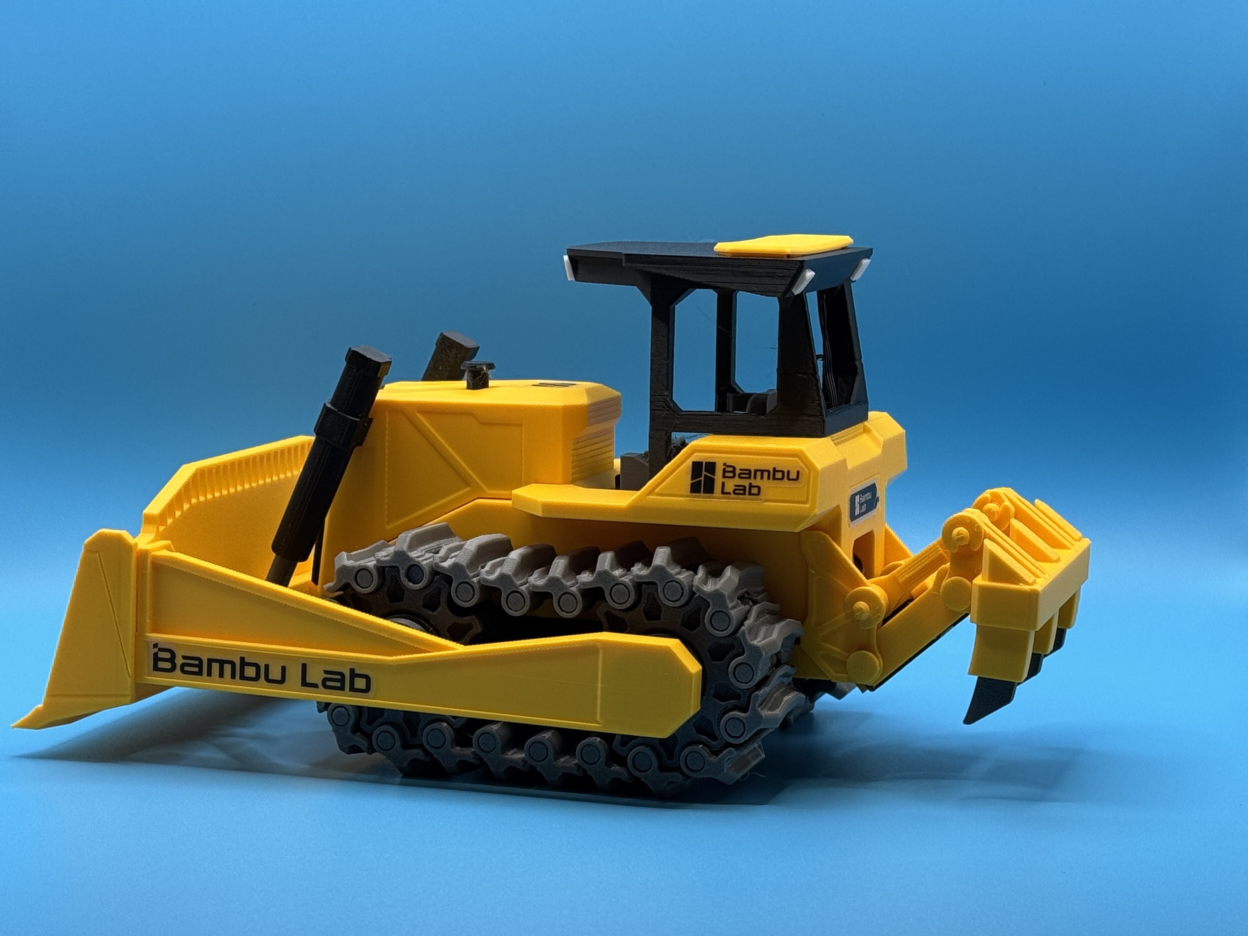 superhero STL files-collectible 3D figurines_3D Printed Bambu Lab Yellow Bulldozer Model