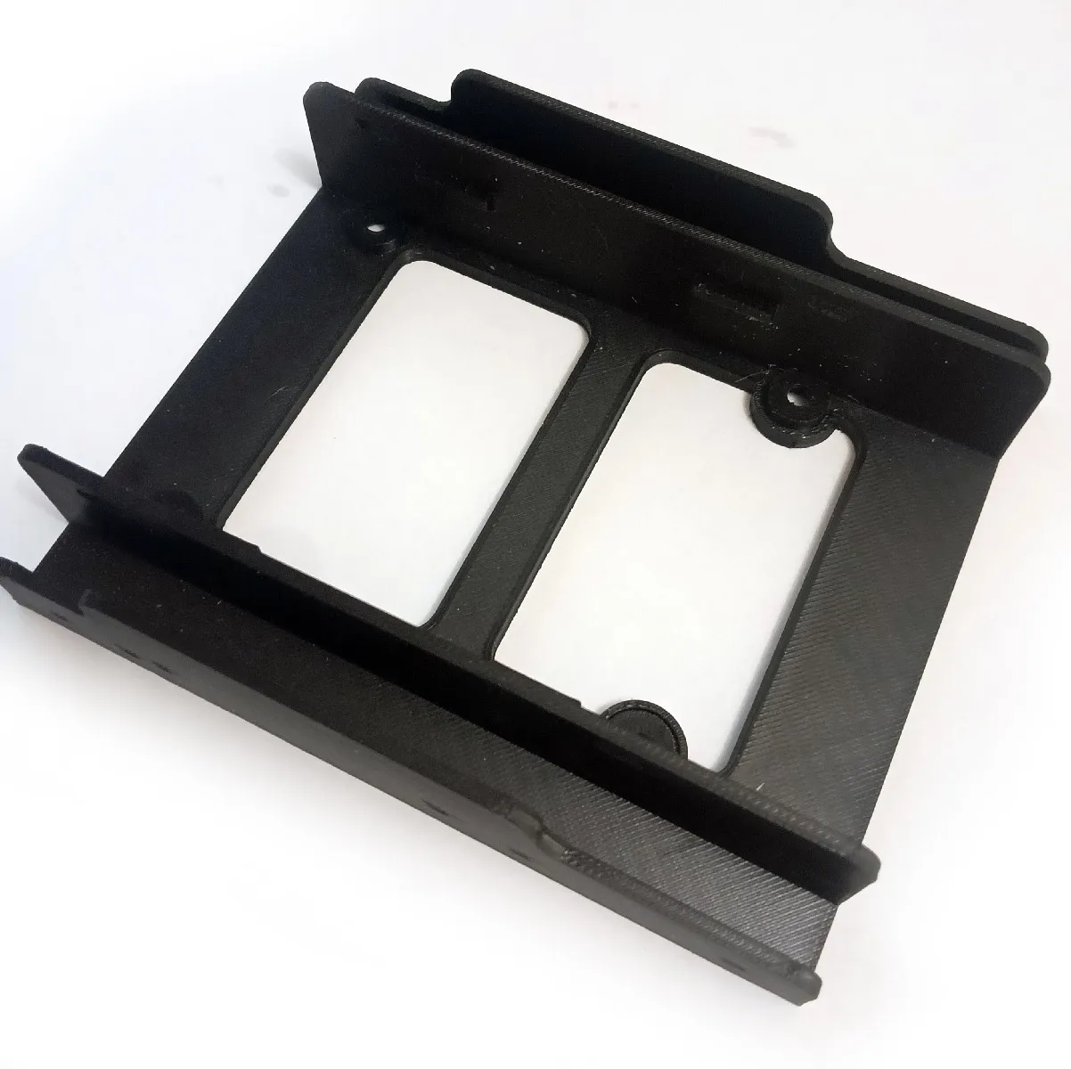 everyday 3D models-desktop gadget STL_SSD Holder