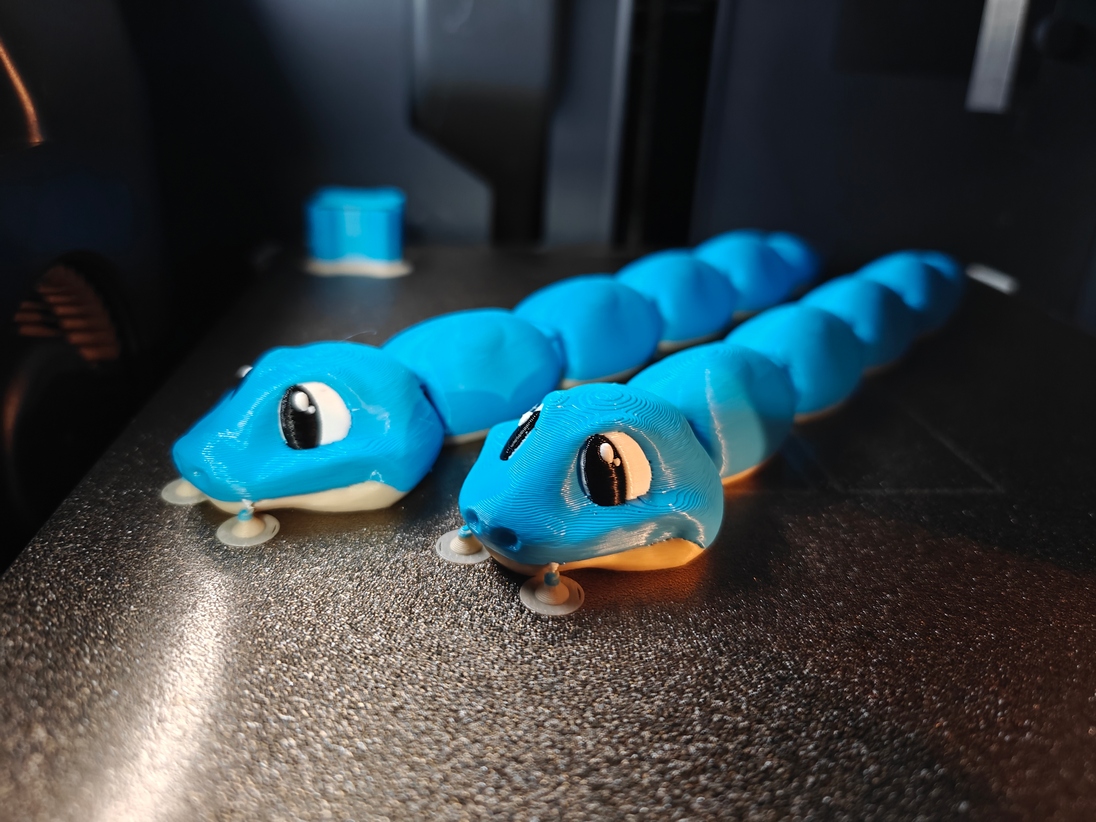 everyday 3D models-desktop gadget STL_Flexi snake