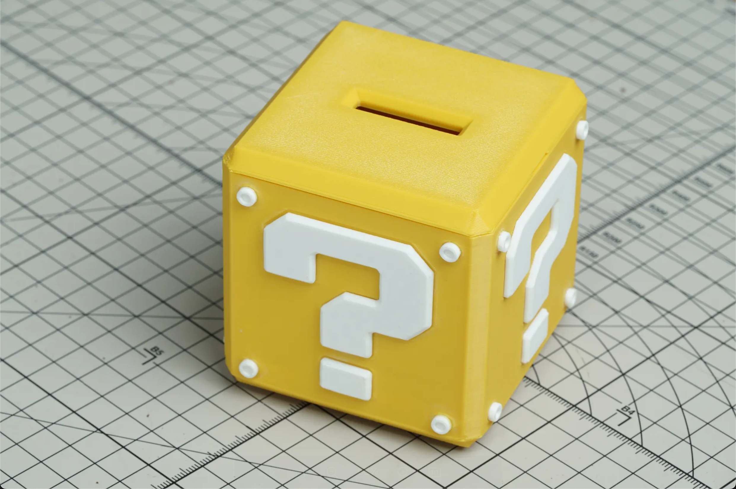 everyday 3D models-desktop gadget STL_=Better= Super Mario Piggy bank / Money Bank