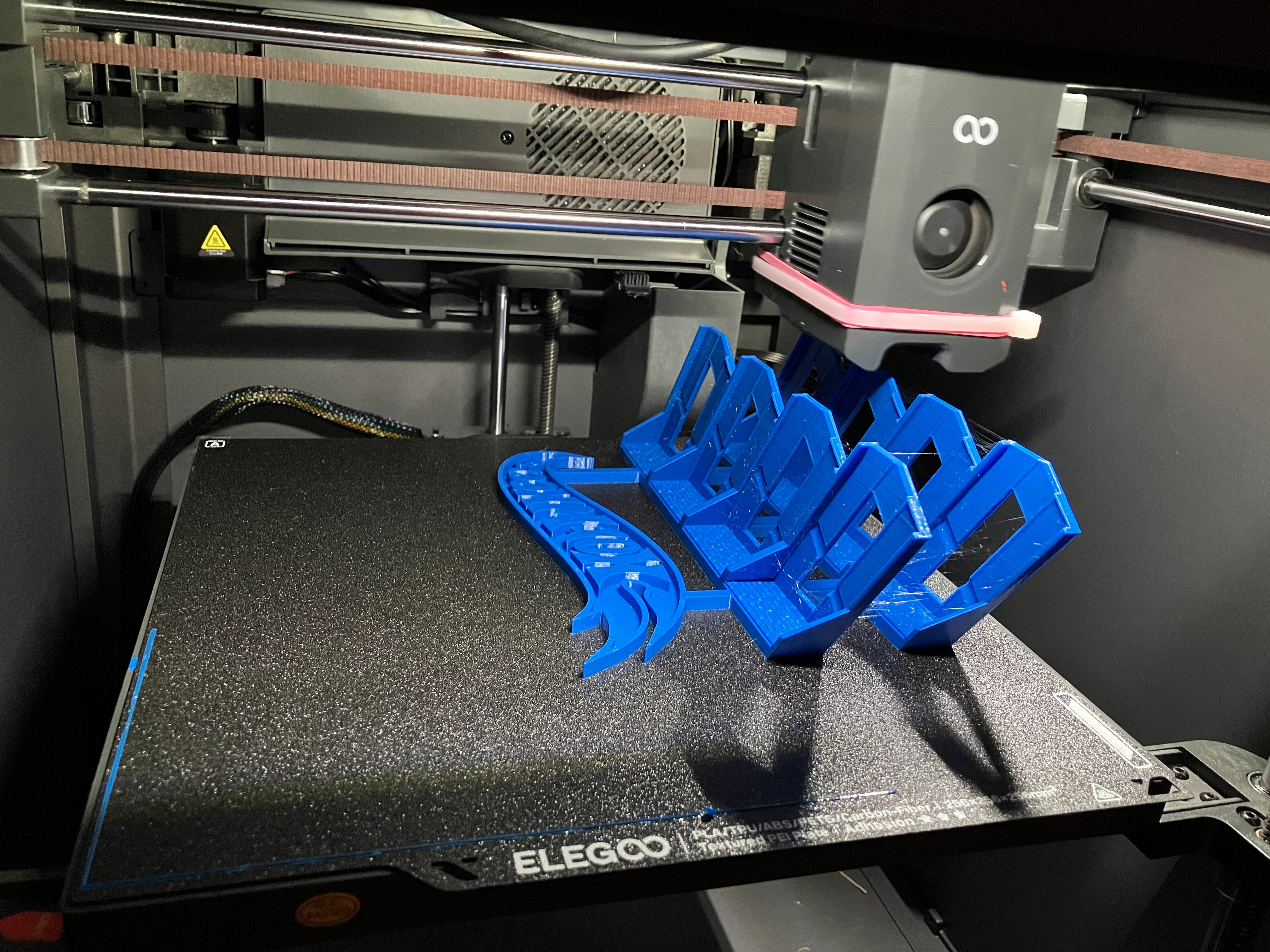 tabletop game accessories-custom dice STL_Car stand